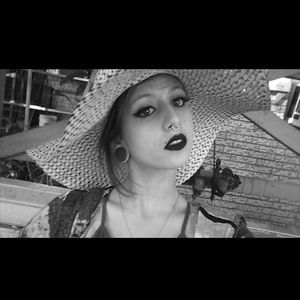 Meet your Posher, Savannah